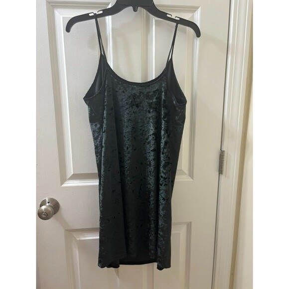 Victorias Secret Crushed Velvet Nightgown Slip Dress Black Women’s M/L - Picture 7 of 7